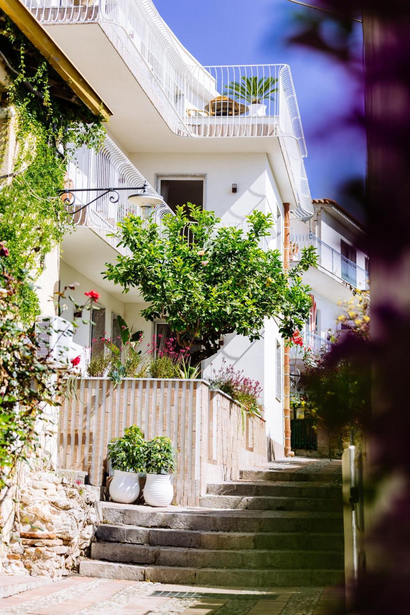 Casa Giafari Aparthotel Taormina Exterior photo